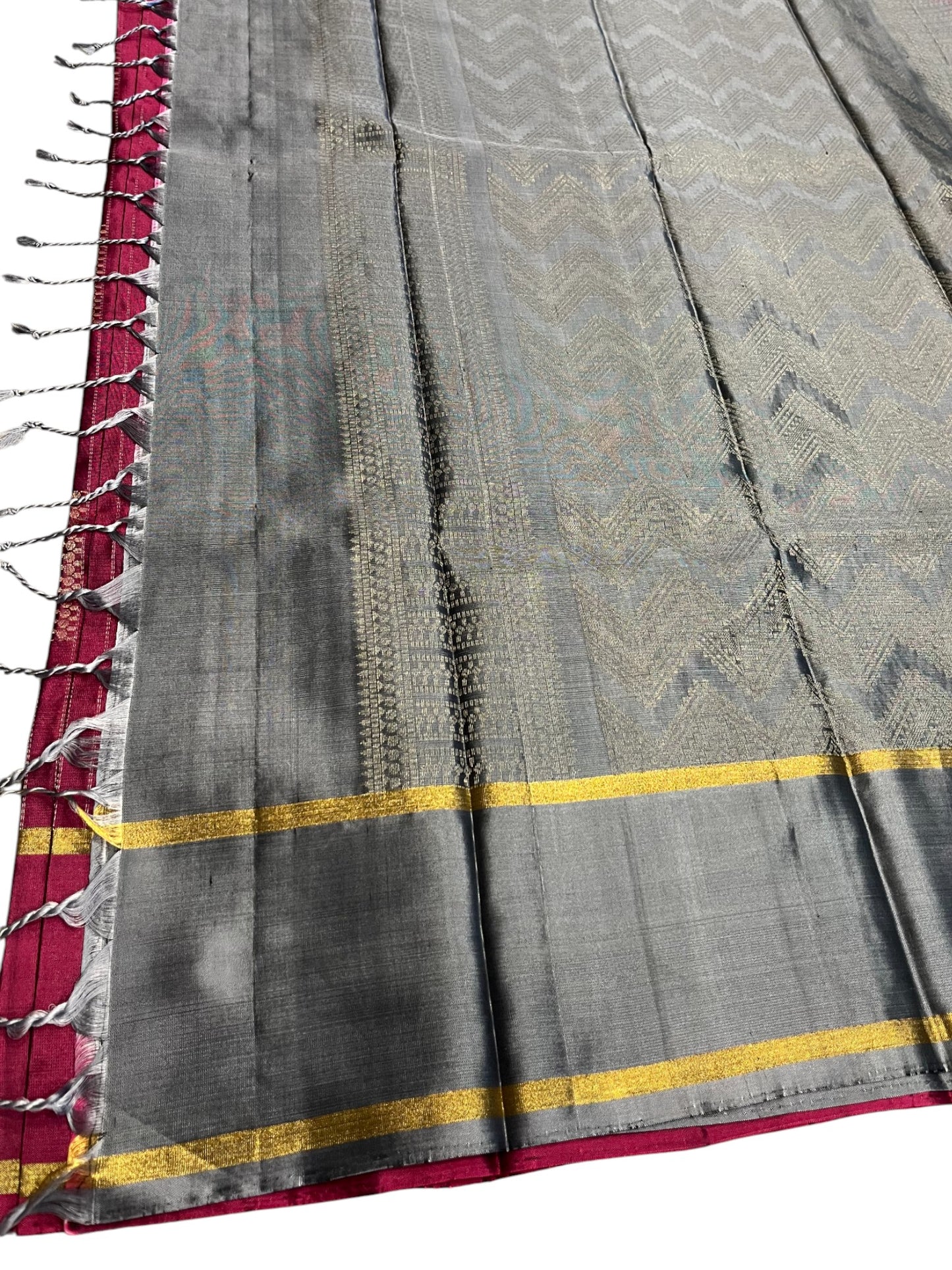 Southloom Premium Bridal Handloom Kanchipuram Silk Saree With Korvai Works