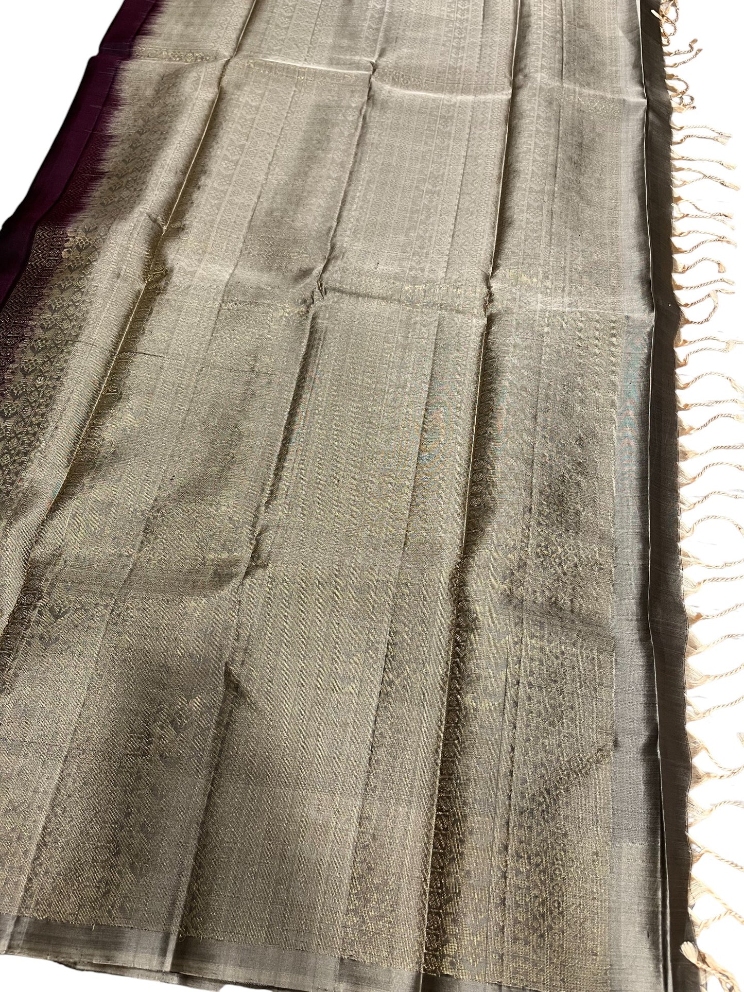 Southloom Pure Handloom Kanchipuram Silk Saree with Butta Work(Maroon & Grey)