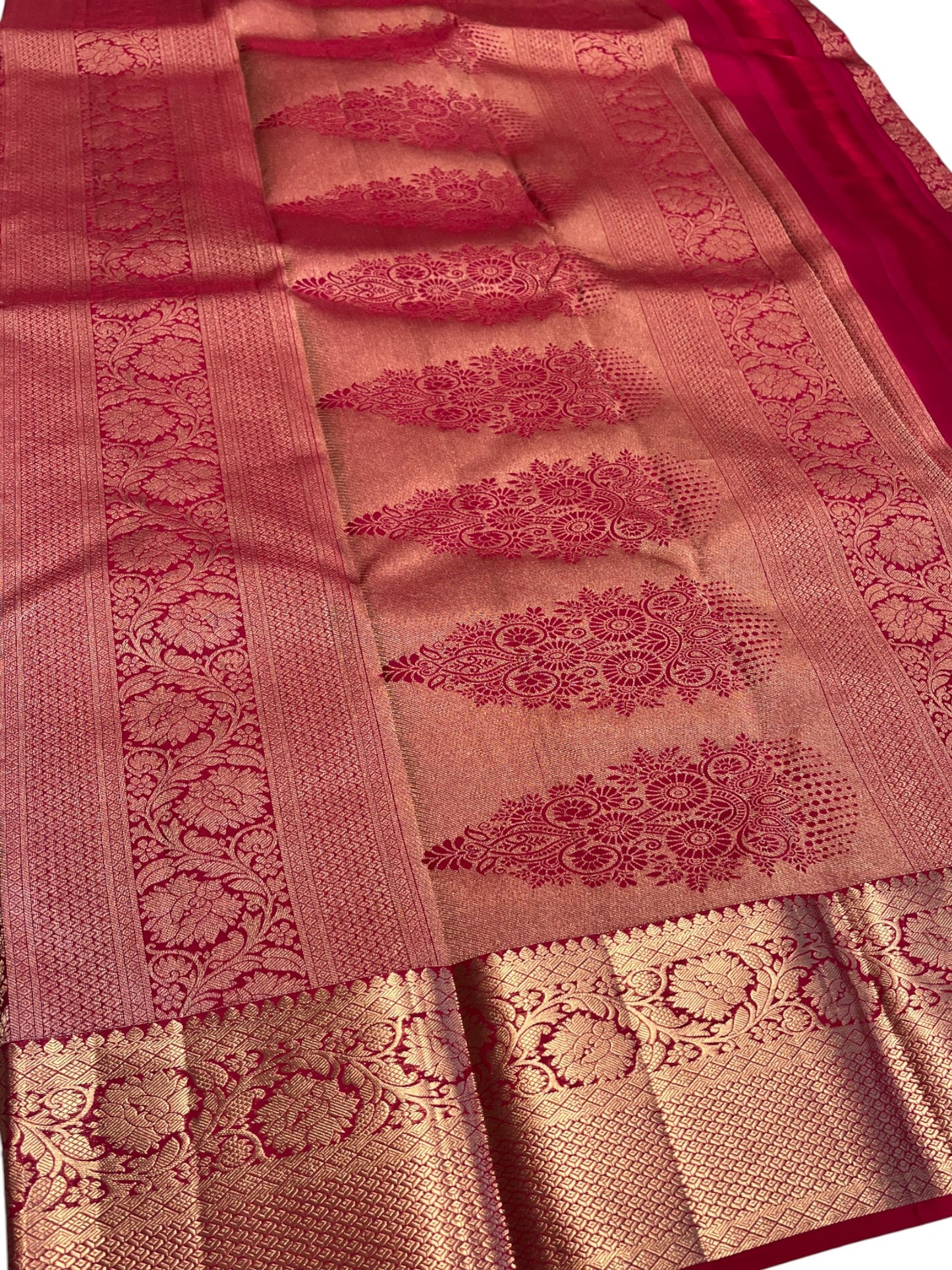 Southloom Premium Handloom Bridal Kanchipuram Silk Saree with Korvai Work (Red)