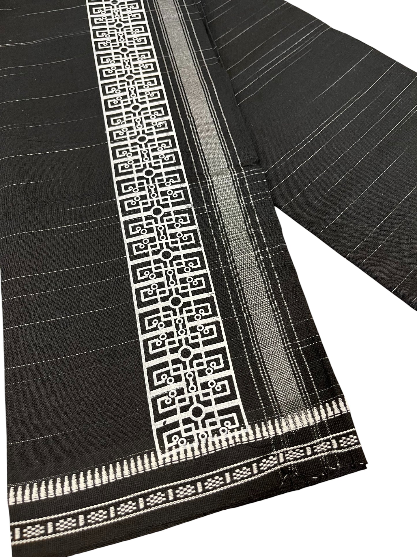 Southloom Black Printed Single Mundu / Otta Mundu / Lungi (South Indian Kerala Dhoti)