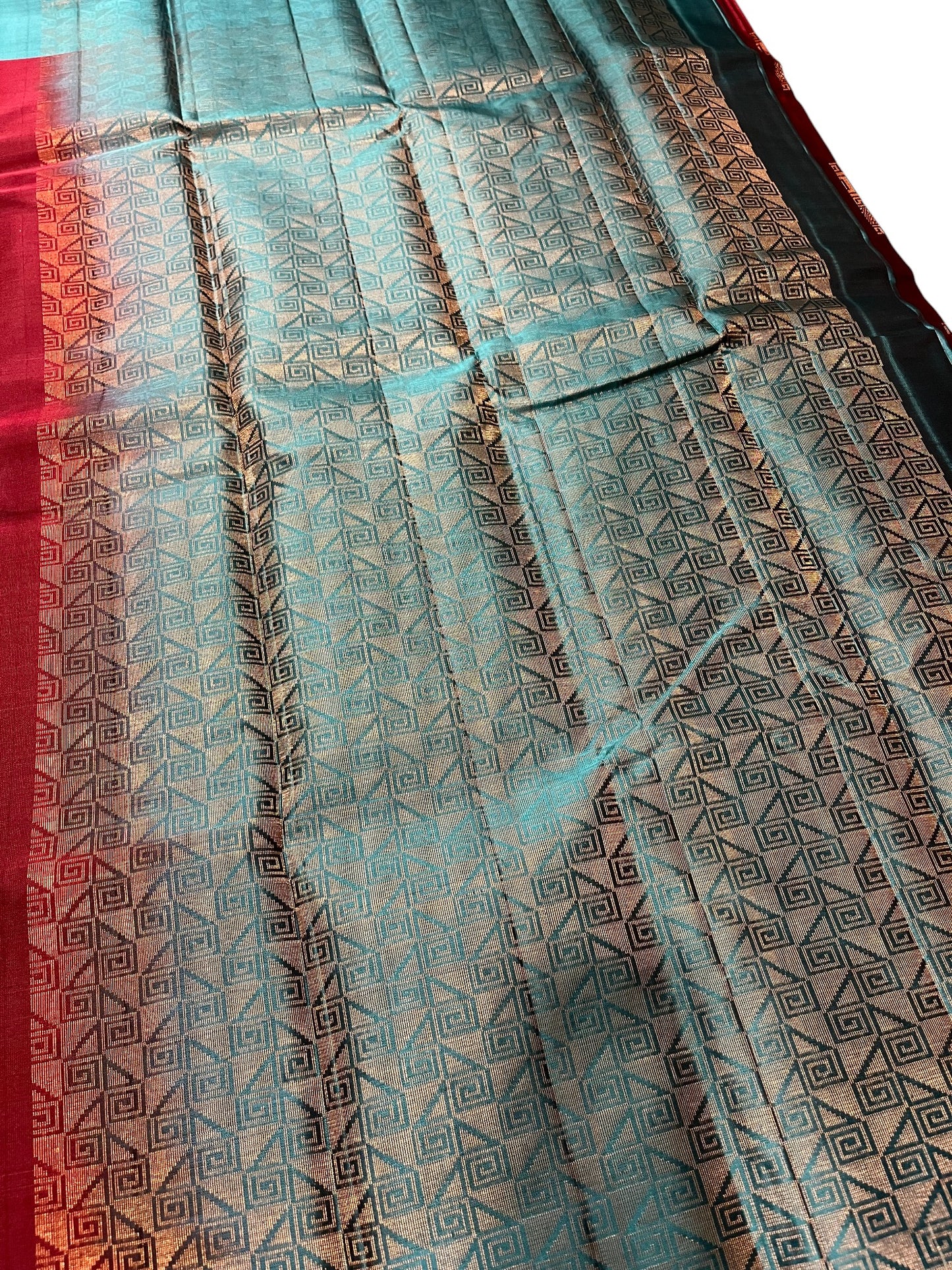 Southloom Pure Handloom Kanchipuram Silk Saree with Butta Work (Blue & Maroon )