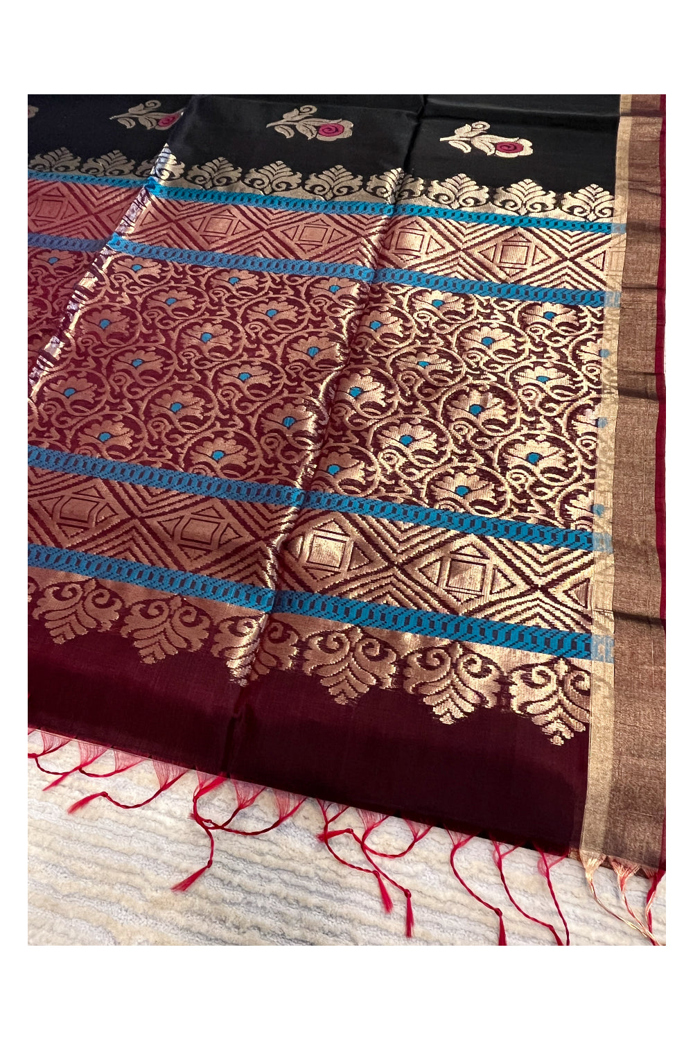 Southloom Pure Handloom Cotton Silk Saree With Handwoven Work Across Body and Blouse in Maroon And Black