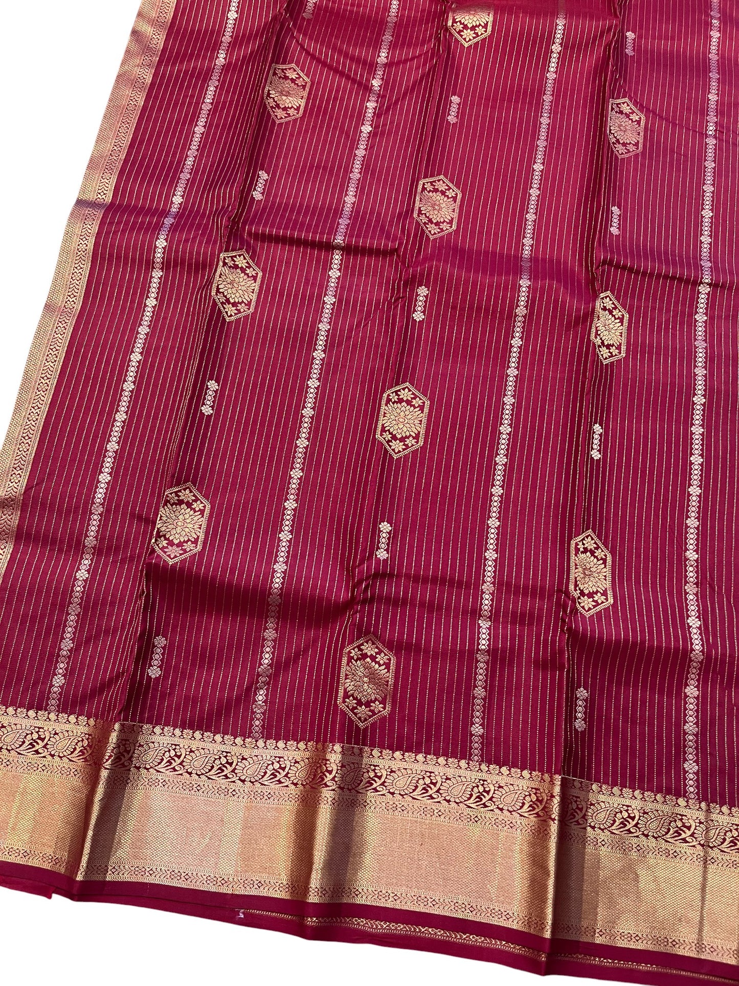Southloom Pure Handloom Kanchipuram Silk Saree with Korvai Work(Gold & Maroon)