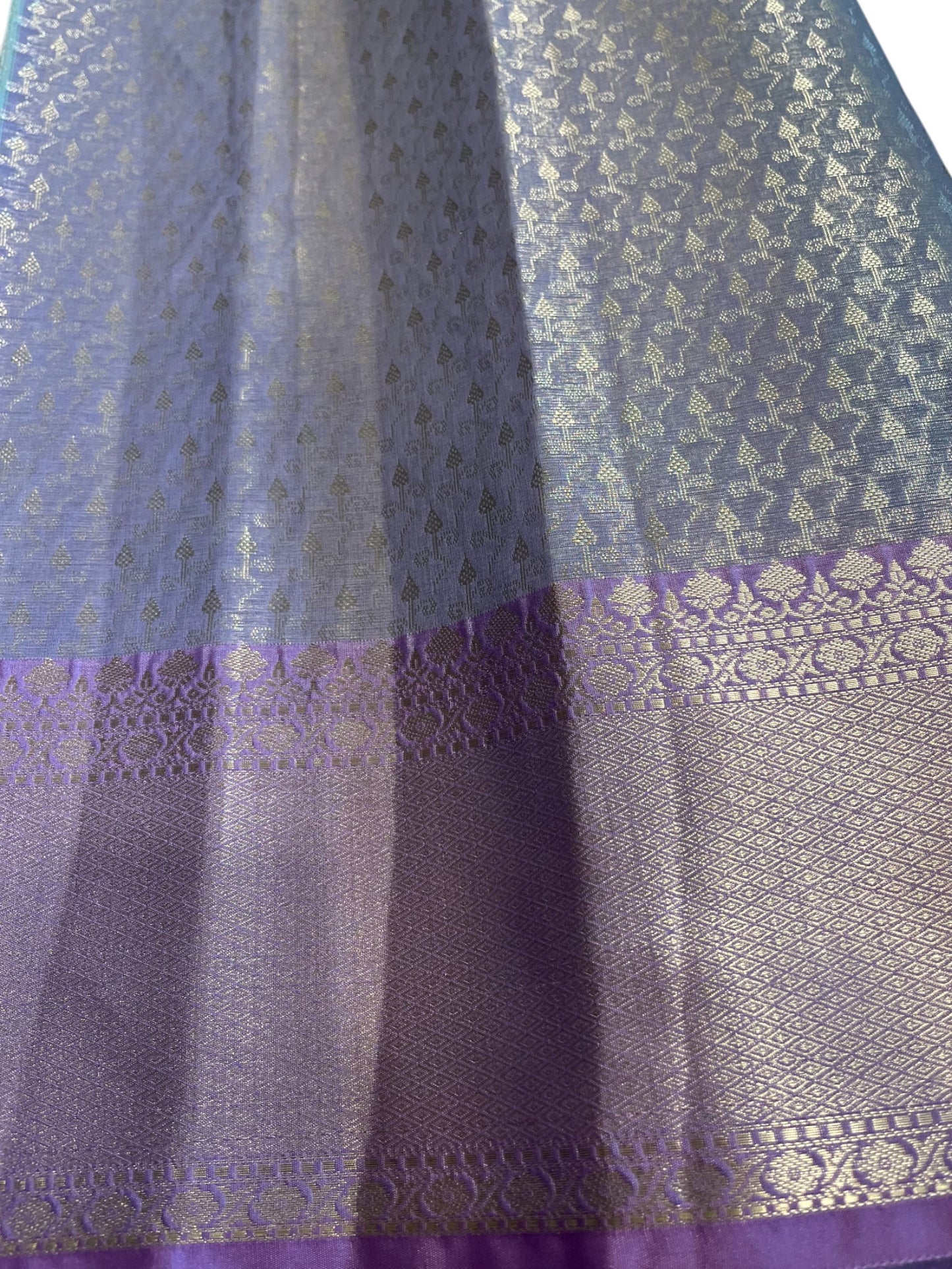 Southloom Tissue Banarasi Silk Saree with Woven Work on Body and Borders (Blue & Lavender)