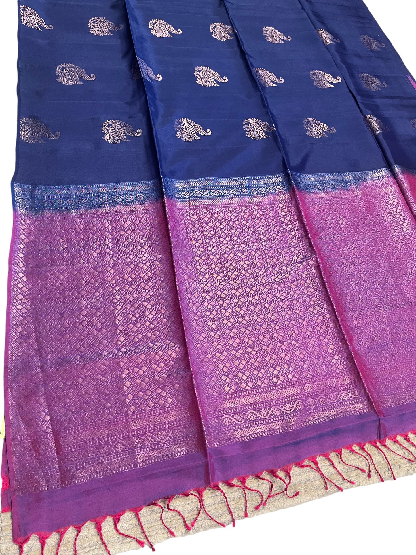 Southloom Pure Handloom Kanchipuram Silk Saree with Woven Work (Blue & Magenta)