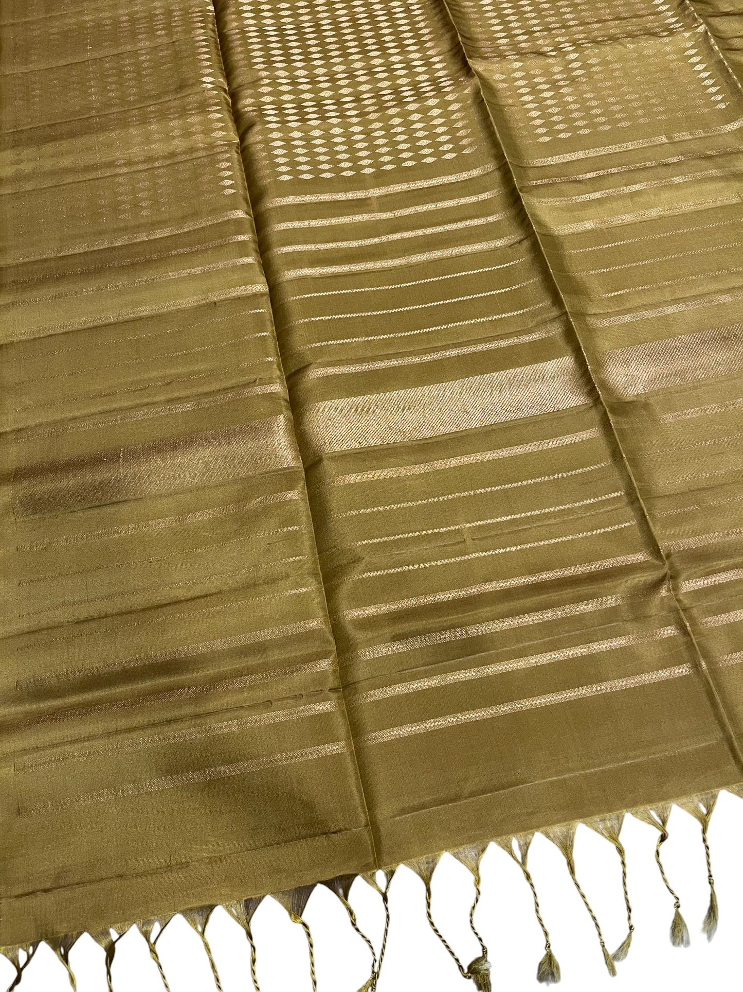 Southloom Pure Handloom Kanchipuram Silk Saree with Korvai Work (Green)