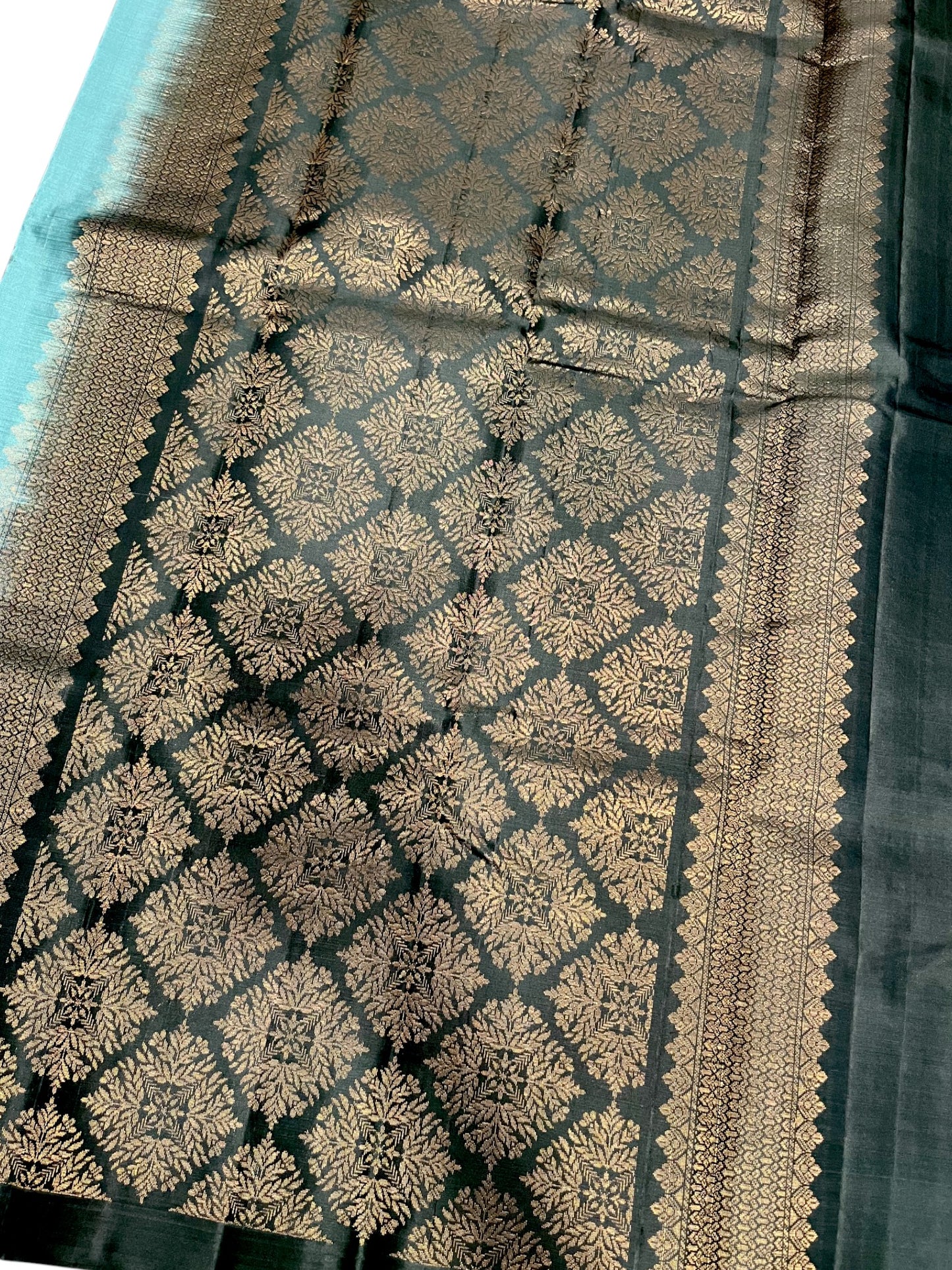 Southloom Pure Handloom Kanchipuram Silk Saree with Butta Work