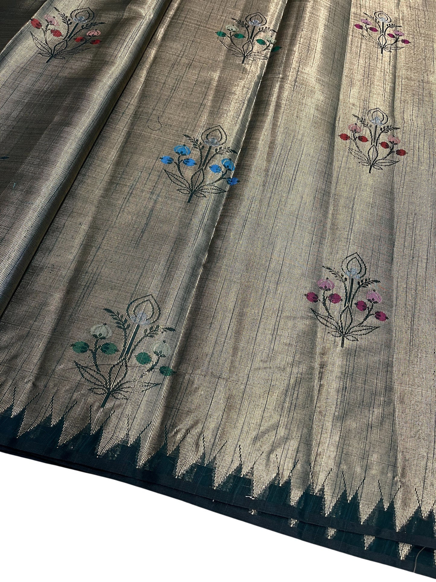 Southloom Banarasi Silk Saree with Woven Work on Body and Borders (Green)
