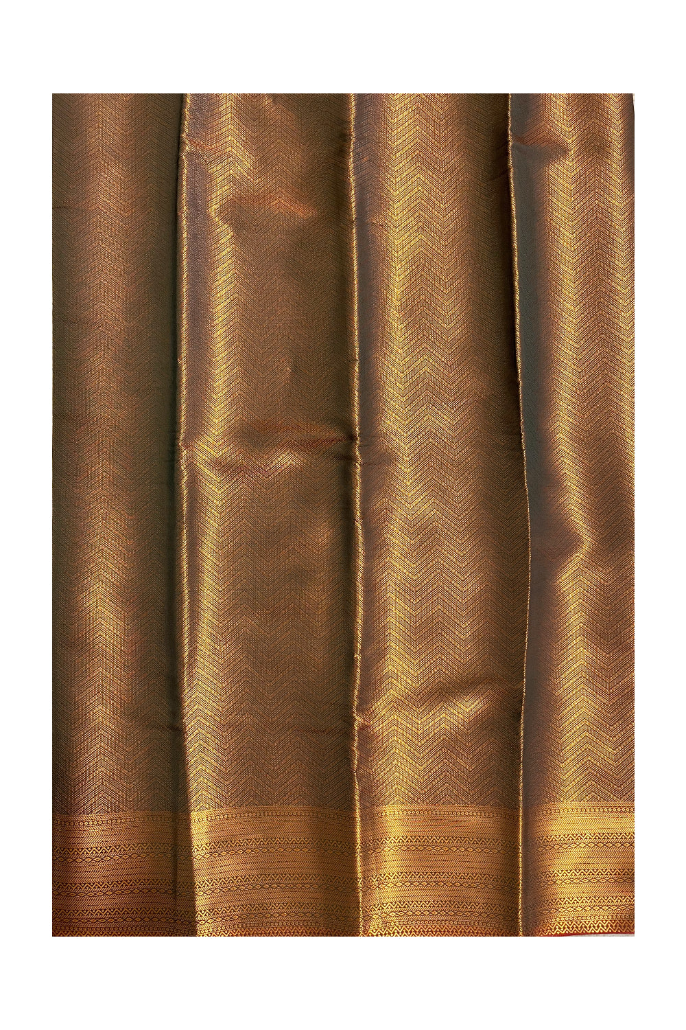 Southloom Banarasi Silk Brocade Bridal Saree WIth Woven Borders And Blouse Piece in Gold and Green