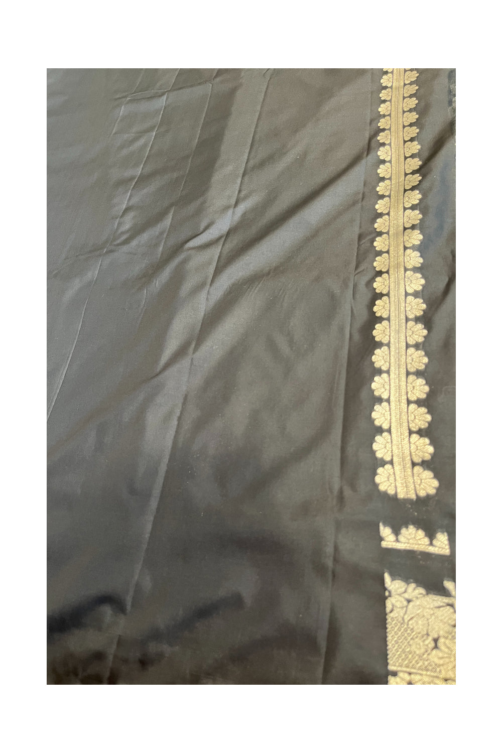 Southloom Banarasi Georgette Woven Work Saree in Balck