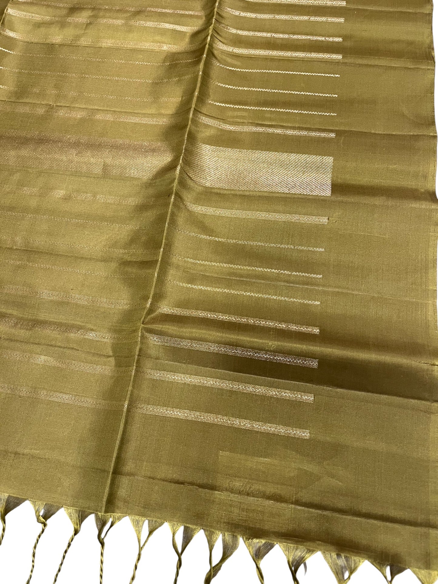 Southloom Pure Handloom Kanchipuram Silk Saree with Korvai Work (Green)