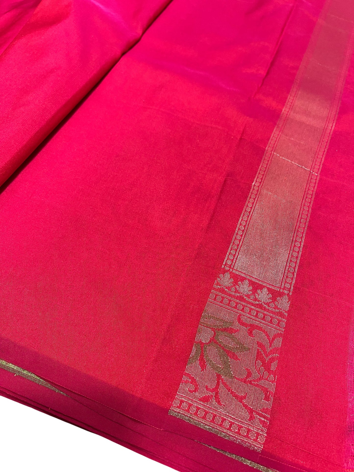 Southloom Banarasi Silk Saree with Woven Work on Body and Borders