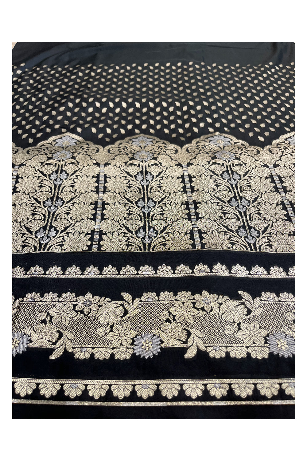 Southloom Banarasi Georgette Woven Work Saree in Balck