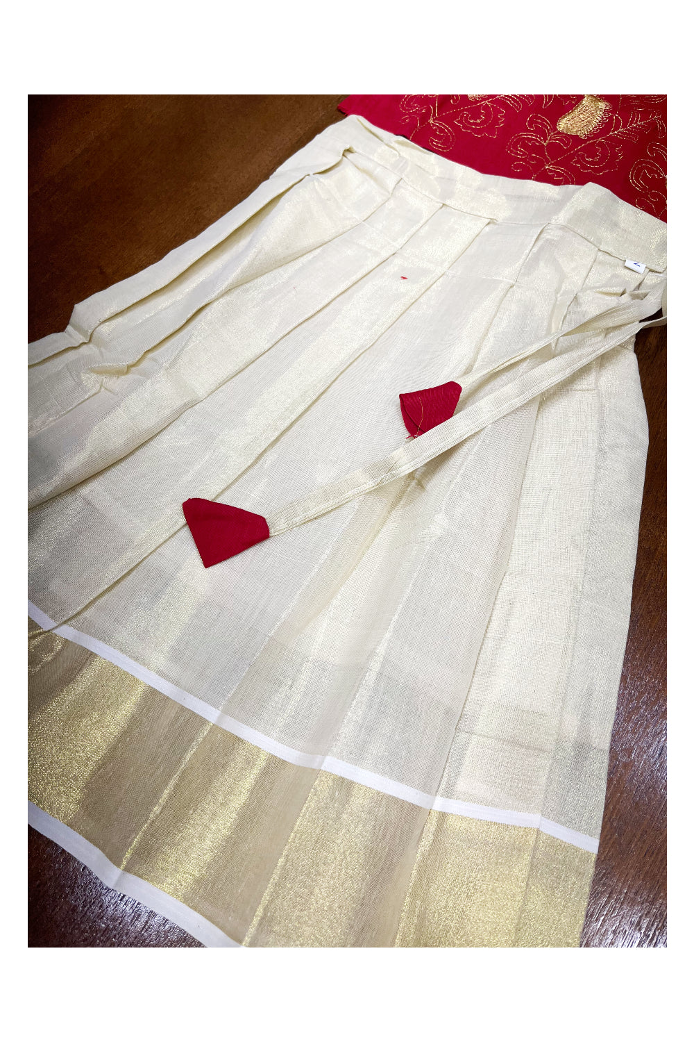 Southloom Kerala Red Pattupavada and Blouse with Embroidery Work (Age 1- 5)
