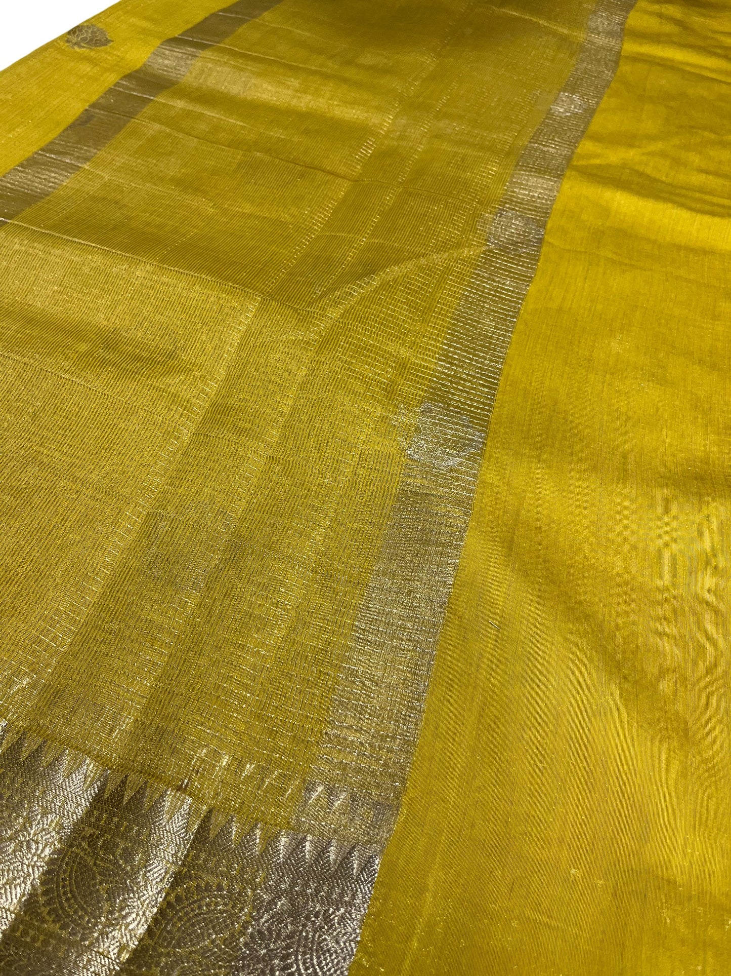 Southloom Georgete Banarasi Silk Saree with Woven Work on Body and Borders