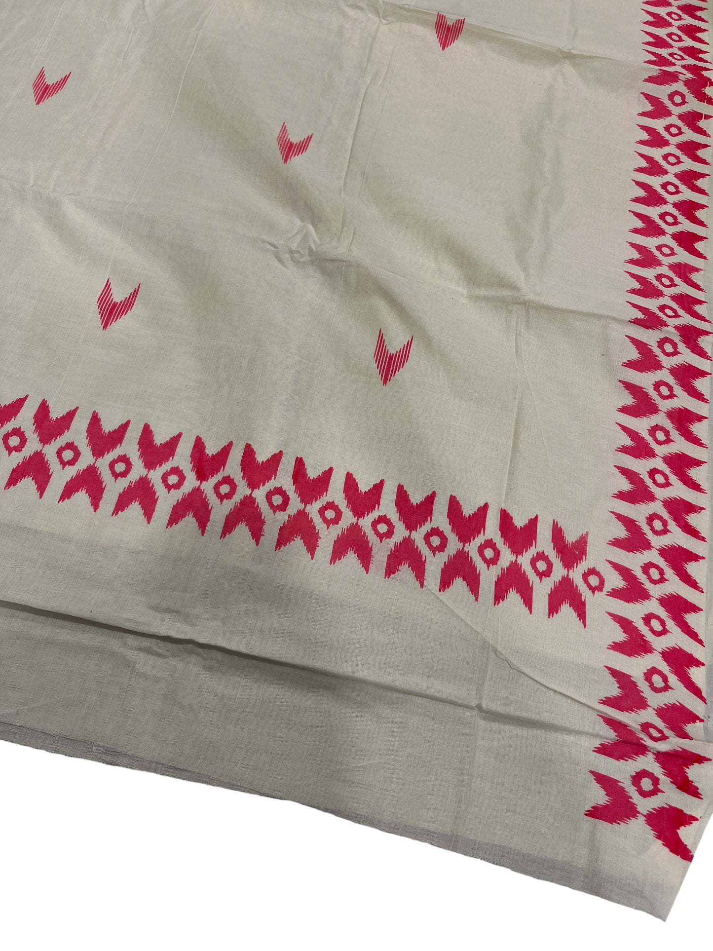 Southloom Ikat Design Pink Printed Saree with Blouse Piece