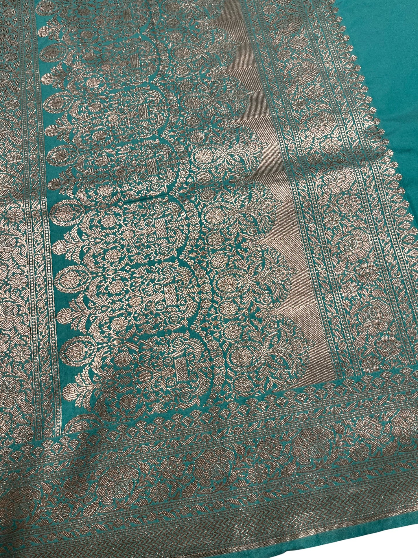 Southloom Pure Banarasi Silk Saree with Woven Work on Body and Borders
