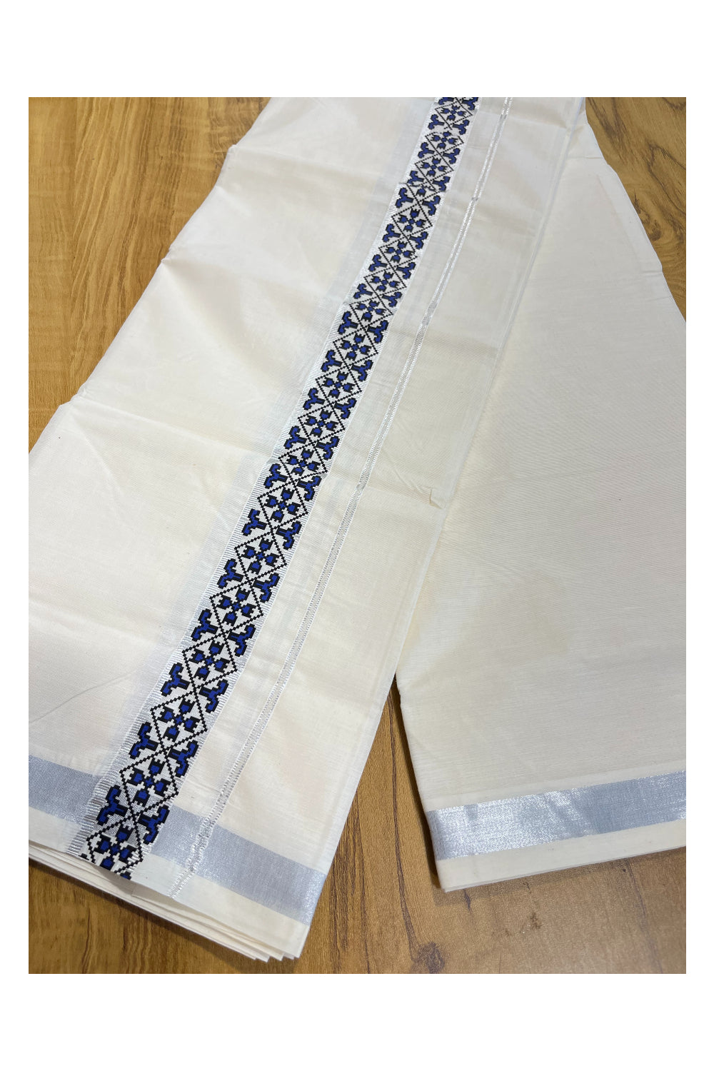 Southloom Pure Cotton Silver Kasavu Mundu with Trendy Print