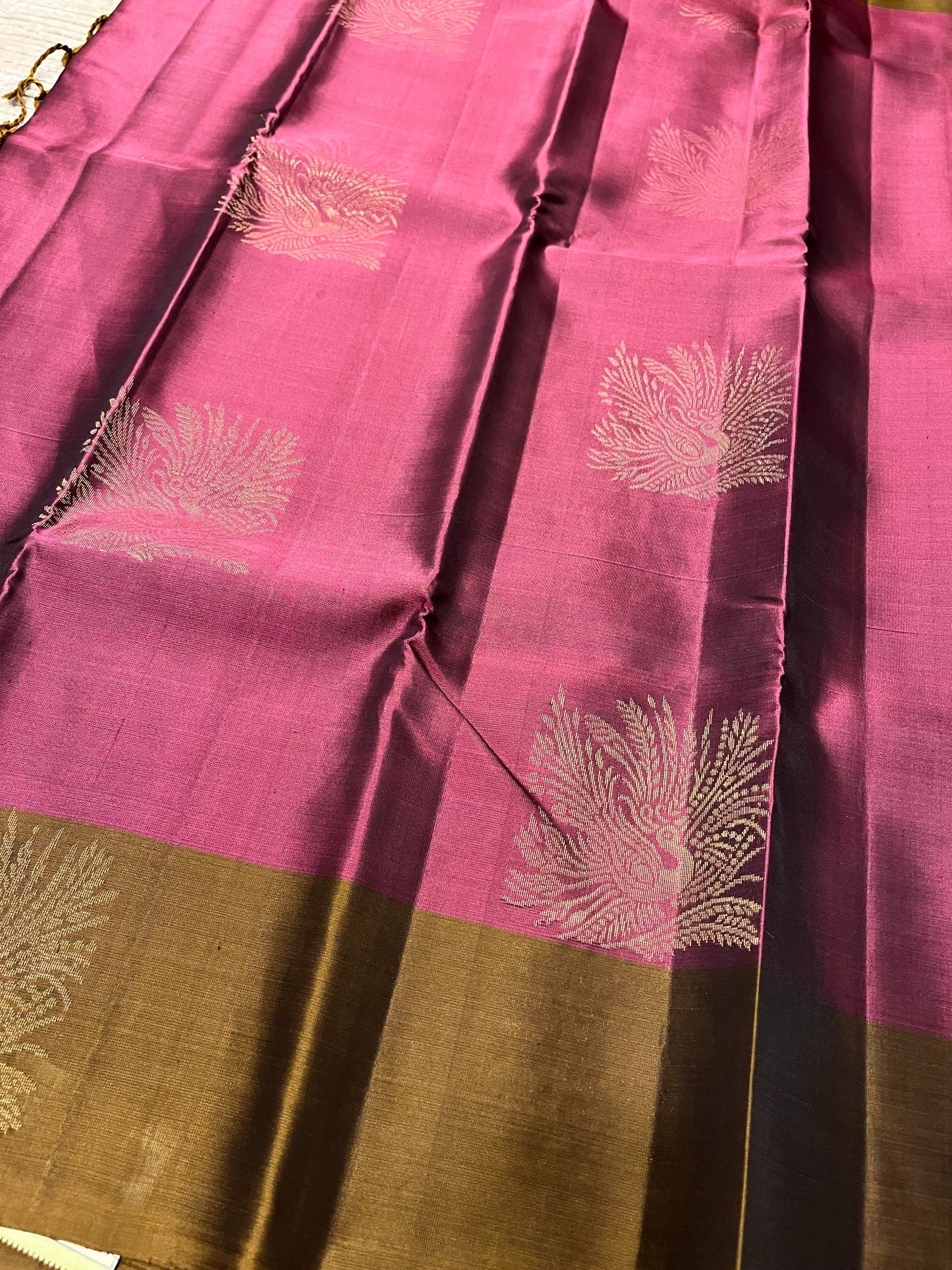 Southloom Pure Handloom Kanchipuram Silk Saree with Butta Work (Maroon & Brown)