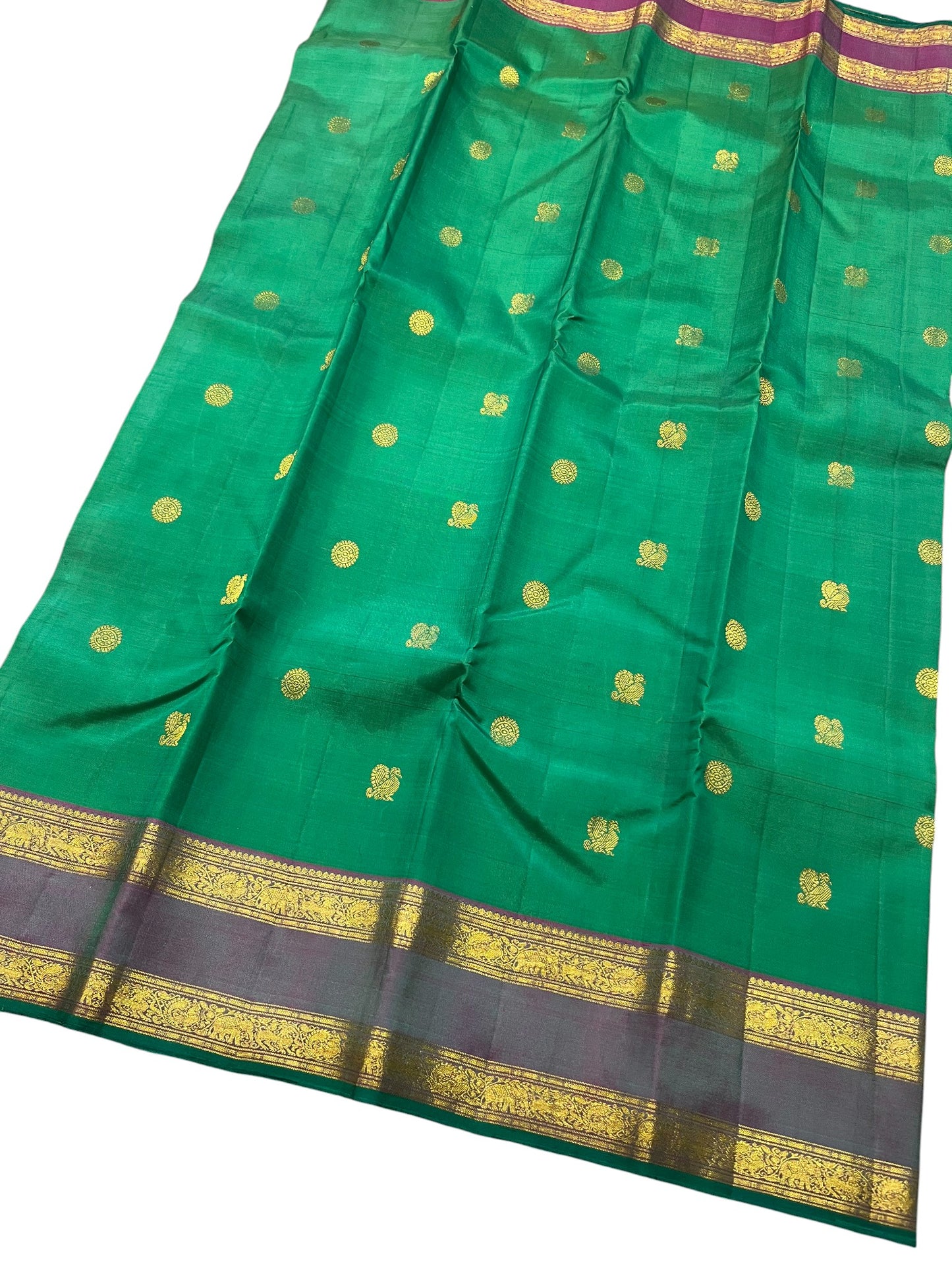 Southloom Pure Handloom Kanchipuram Silk Saree with Korvai Work (Green & Magenta)