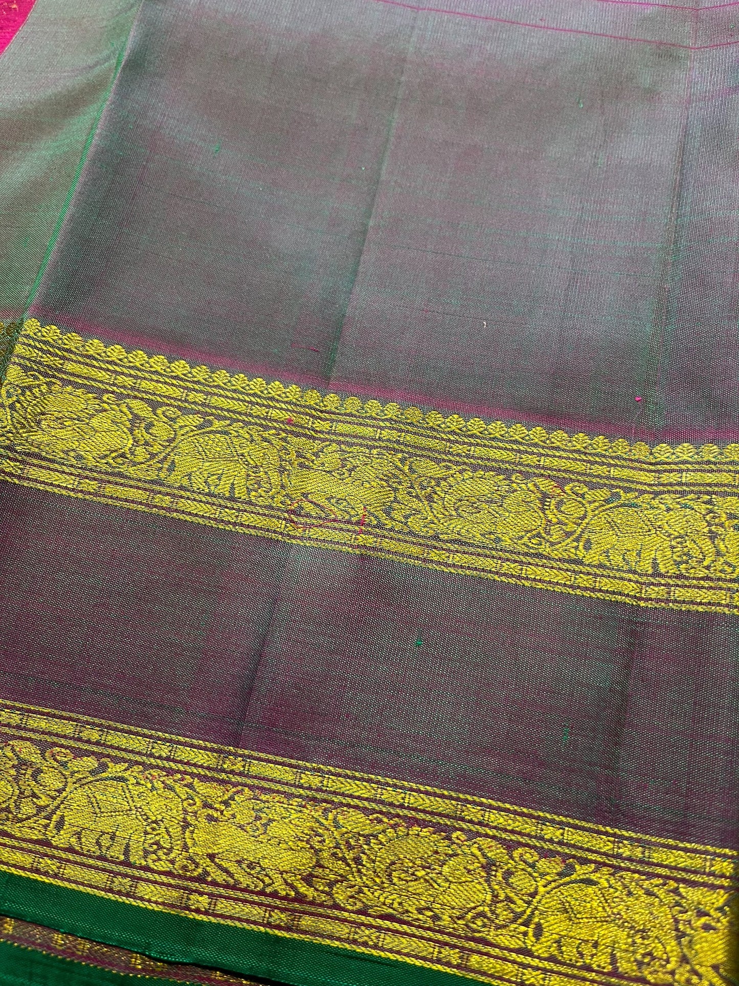 Southloom Pure Handloom Kanchipuram Silk Saree with Korvai Work (Green & Magenta)