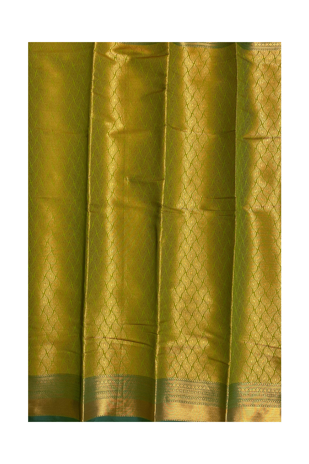 Southloom Banarasi Silk Brocade Bridal Saree WIth Woven Borders And Blouse Piece in Gold and Green