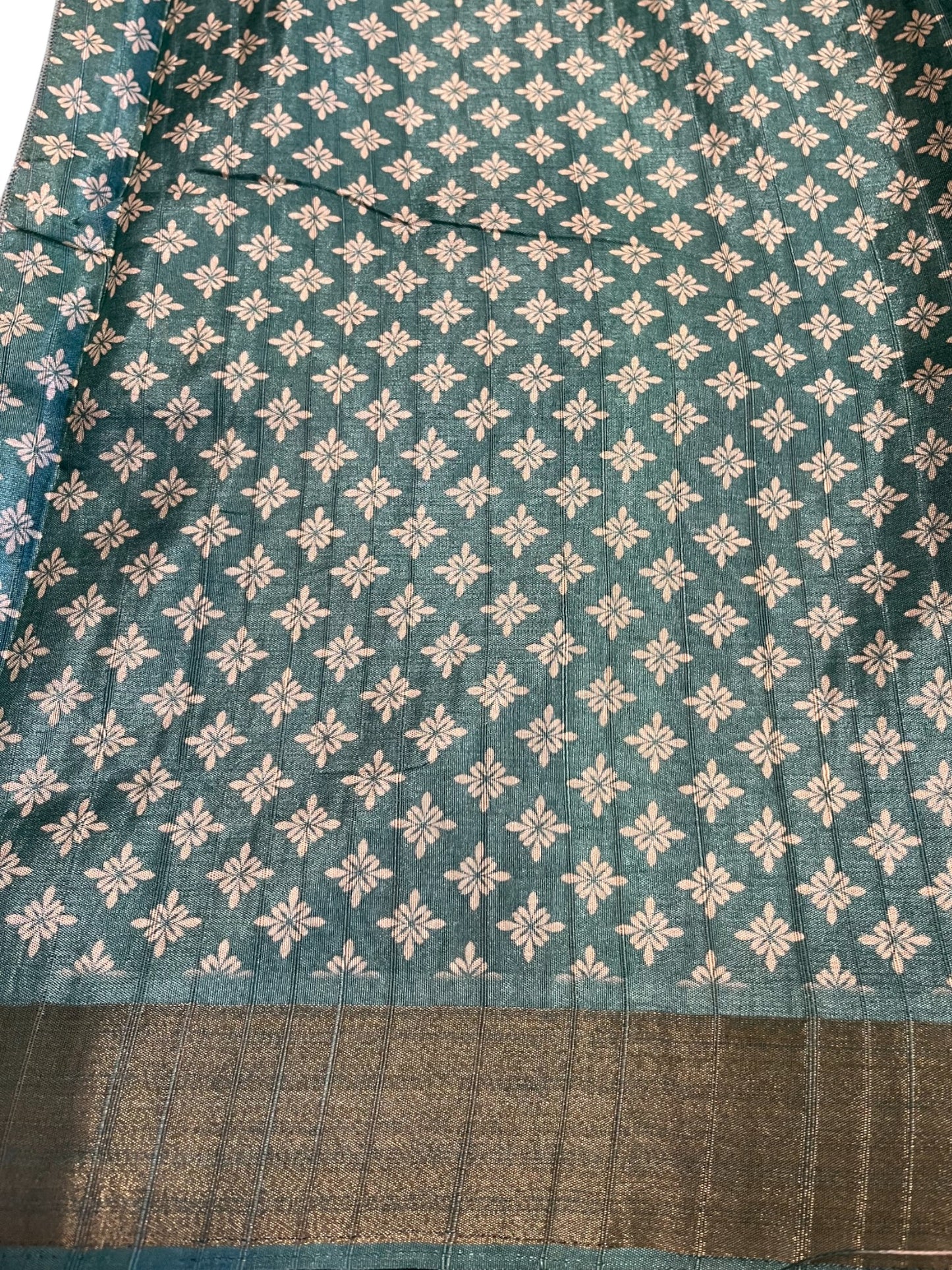 Southloom Saree with Floral Works Across Body in Blue