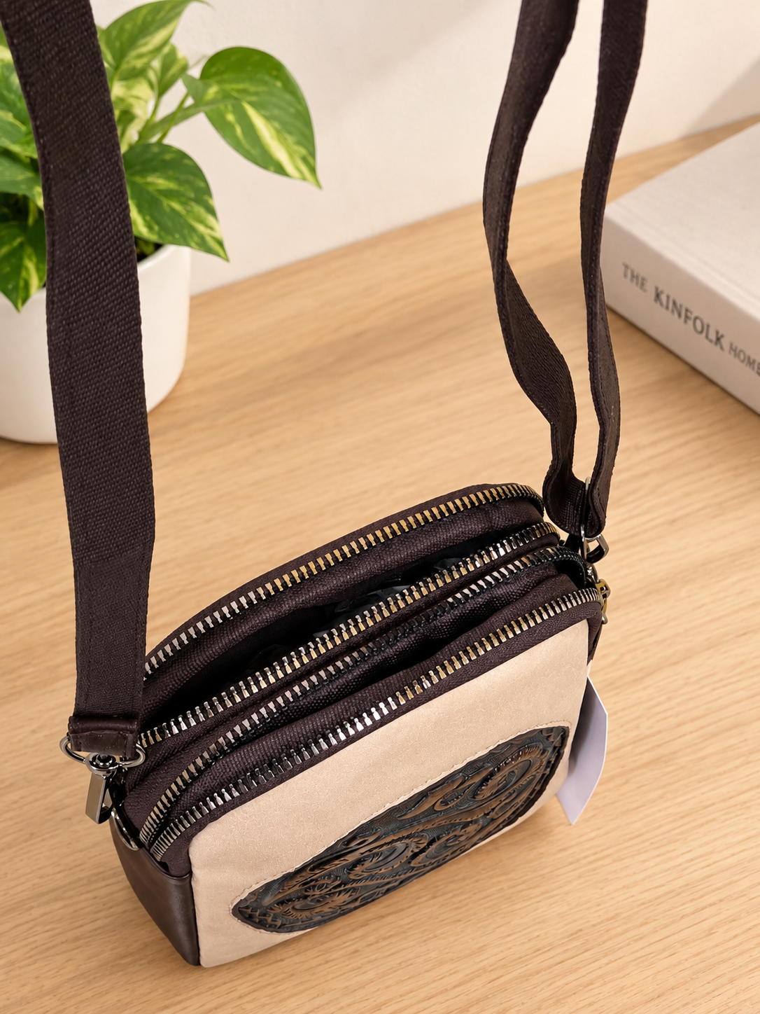 Southloom SlingBag SLNOVA