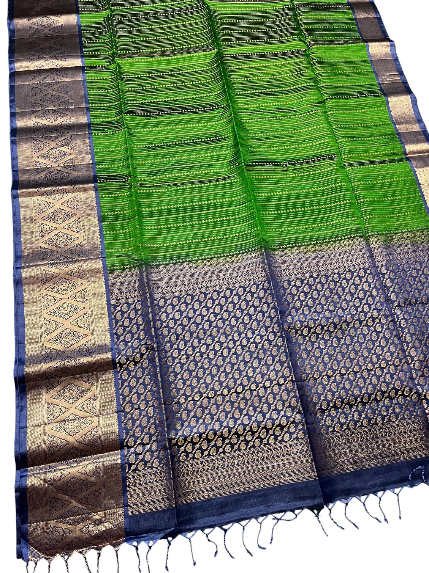 Southloom Pure Handloom Bridal Kanchipuram Silk Saree with Korvai Zari Work (Green & Blue)