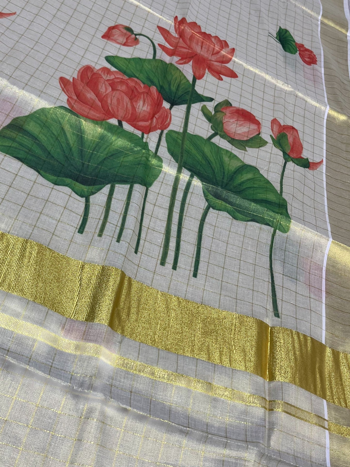 Southloom Tissue Check Kalamkari Print Kerala Kasavu Saree