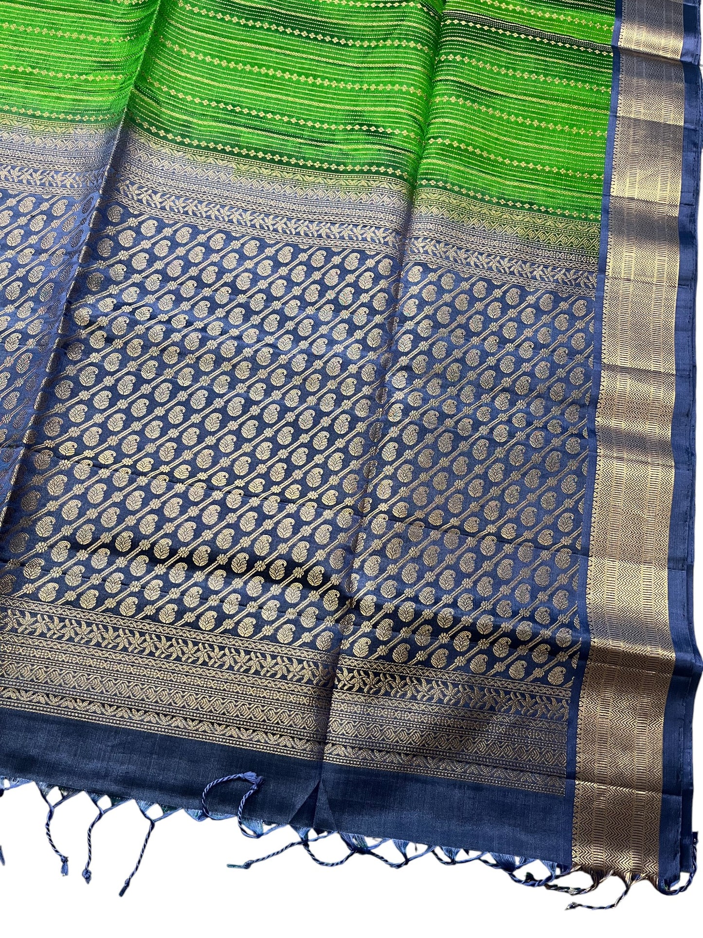 Southloom Pure Handloom Bridal Kanchipuram Silk Saree with Korvai Zari Work (Green & Blue)