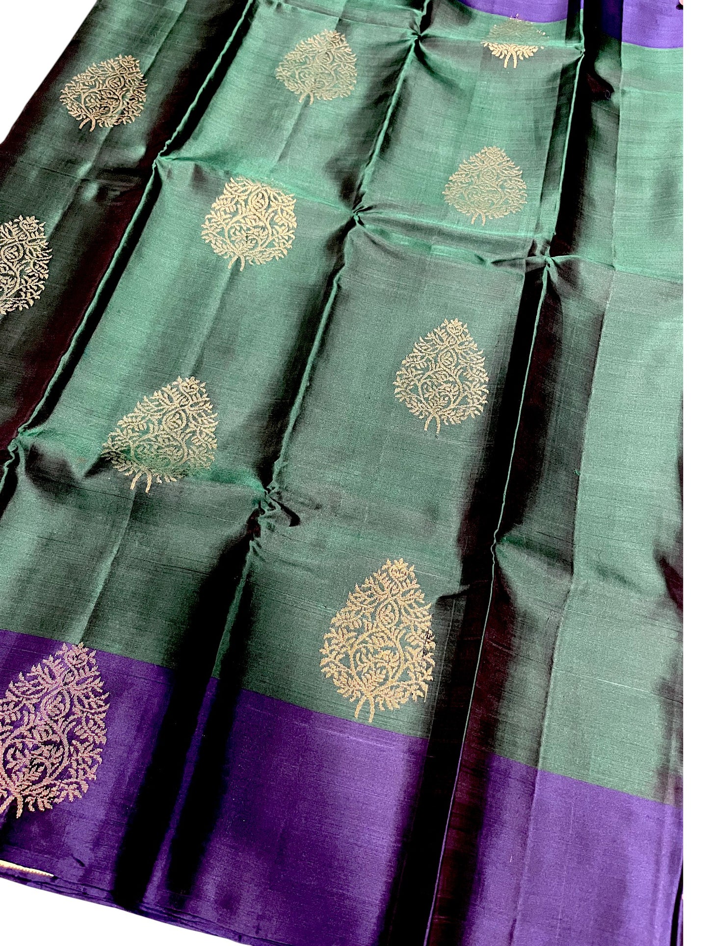 Southloom Pure Handloom Kanchipuram Silk Saree with Butta Work (Green & Blue)