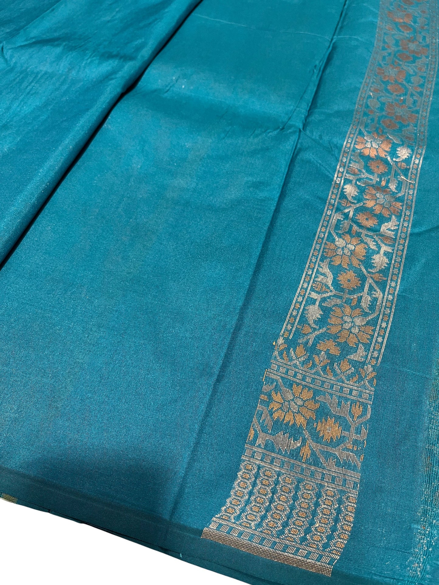 Southloom Banarasi Silk Saree with Woven Work on Body and Borders