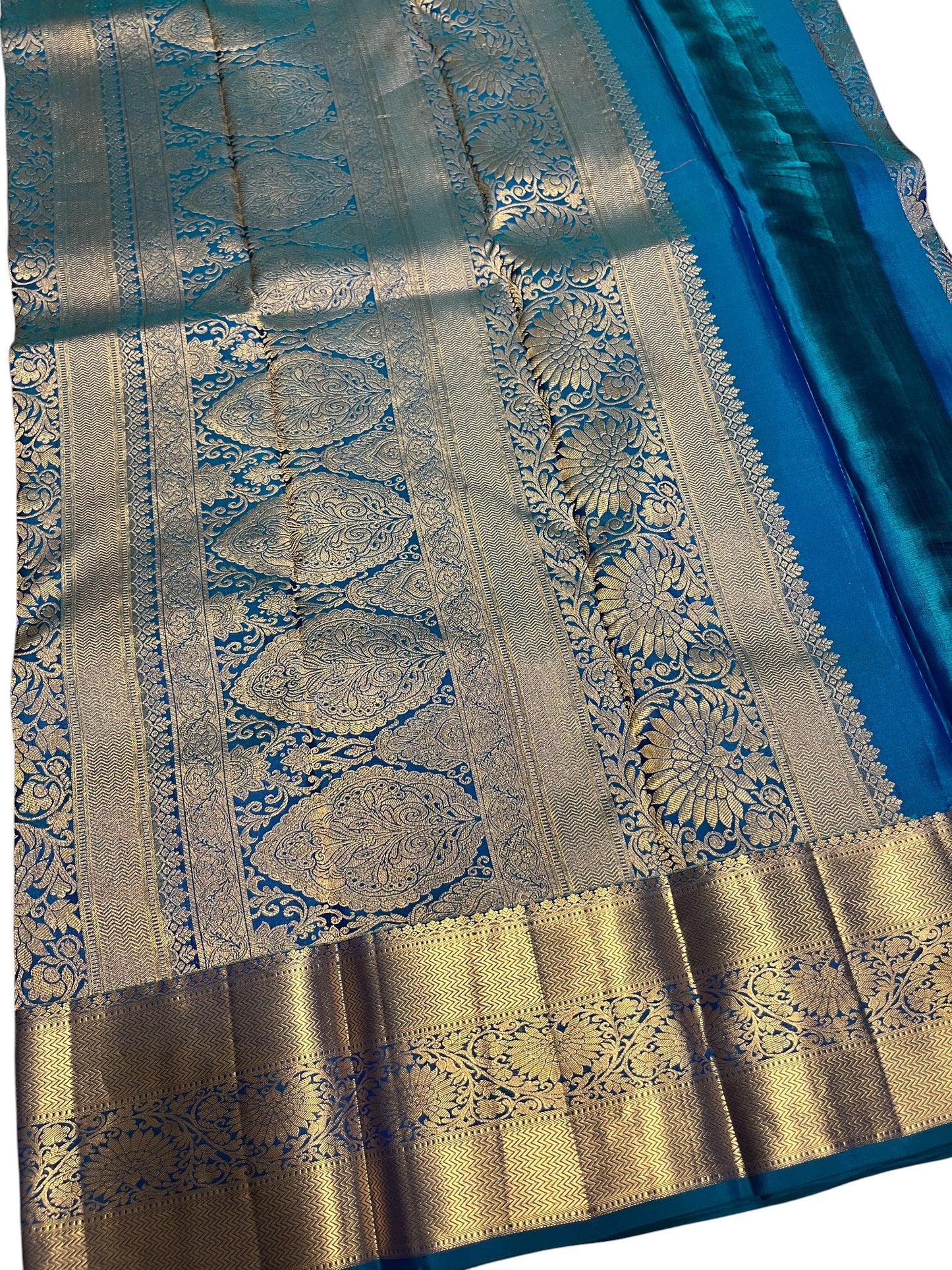 Southloom Pure Handloom Bridal Kanchipuram Silk Saree with Korvai Work (Blue)