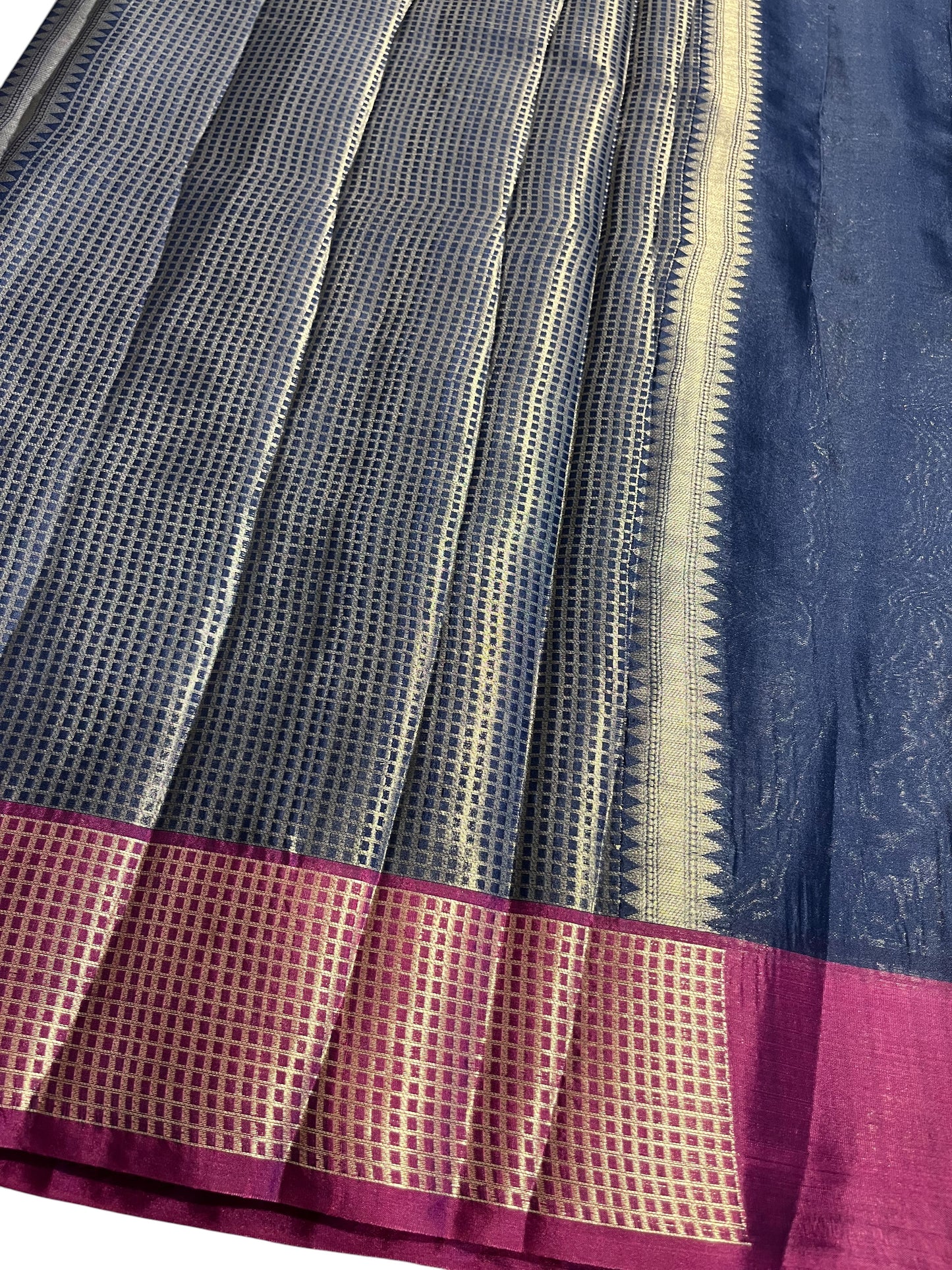 Southloom Tissue Silk Saree with Woven Work on Body and Borders (Blue & Magenta)
