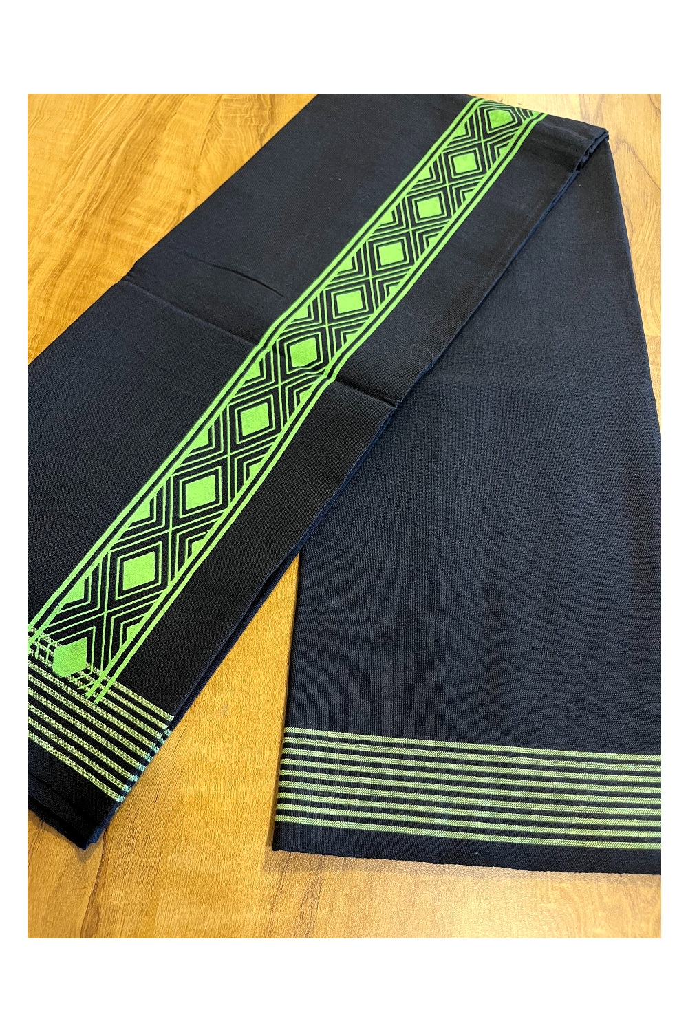 Southloom Black Printed Single Mundu / Otta Mundu / Lungi (South Indian Kerala Dhoti)