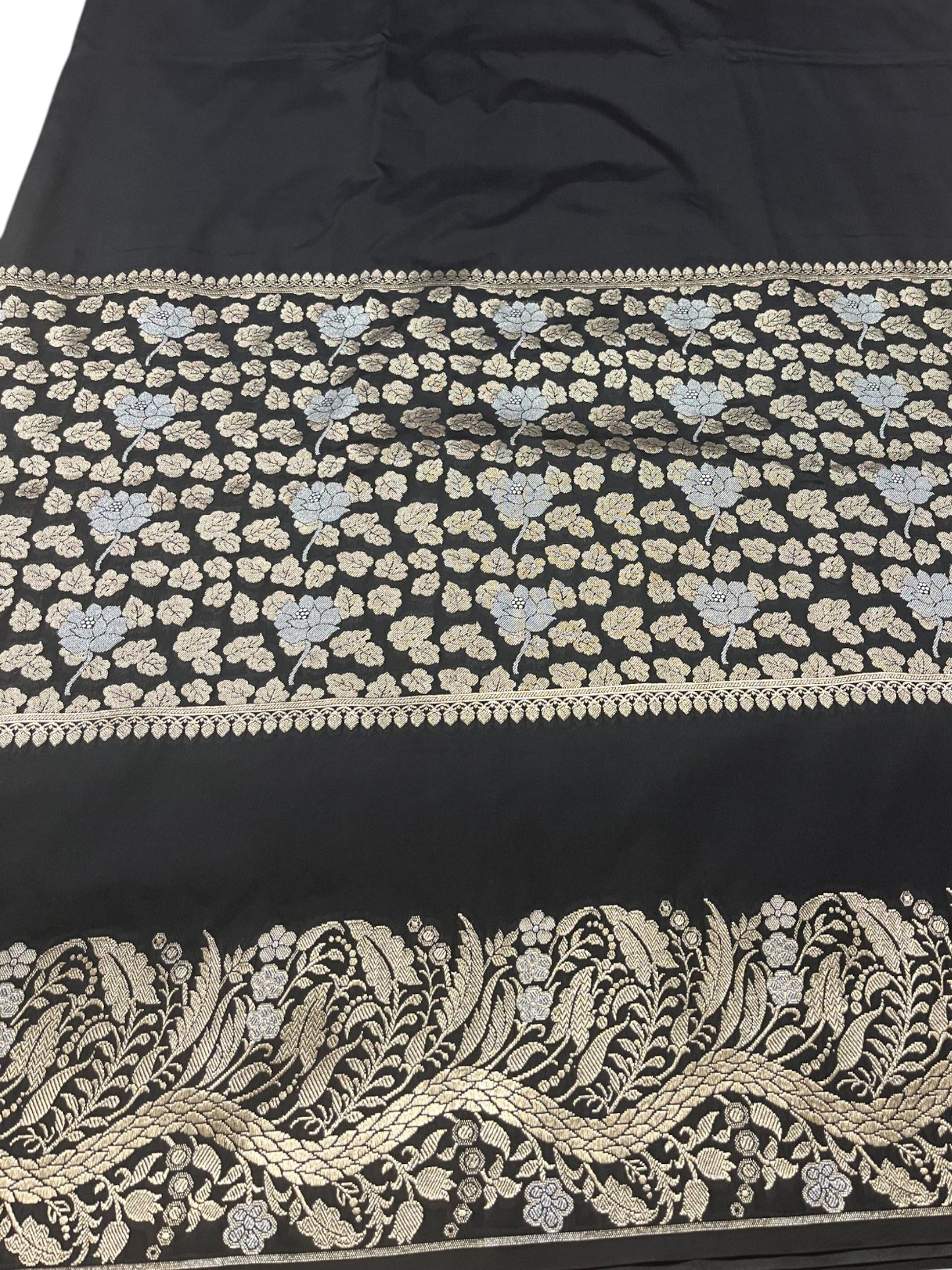 Southloom Pure Banarasi Silk Saree with Woven Work on Body and Borders (Black)