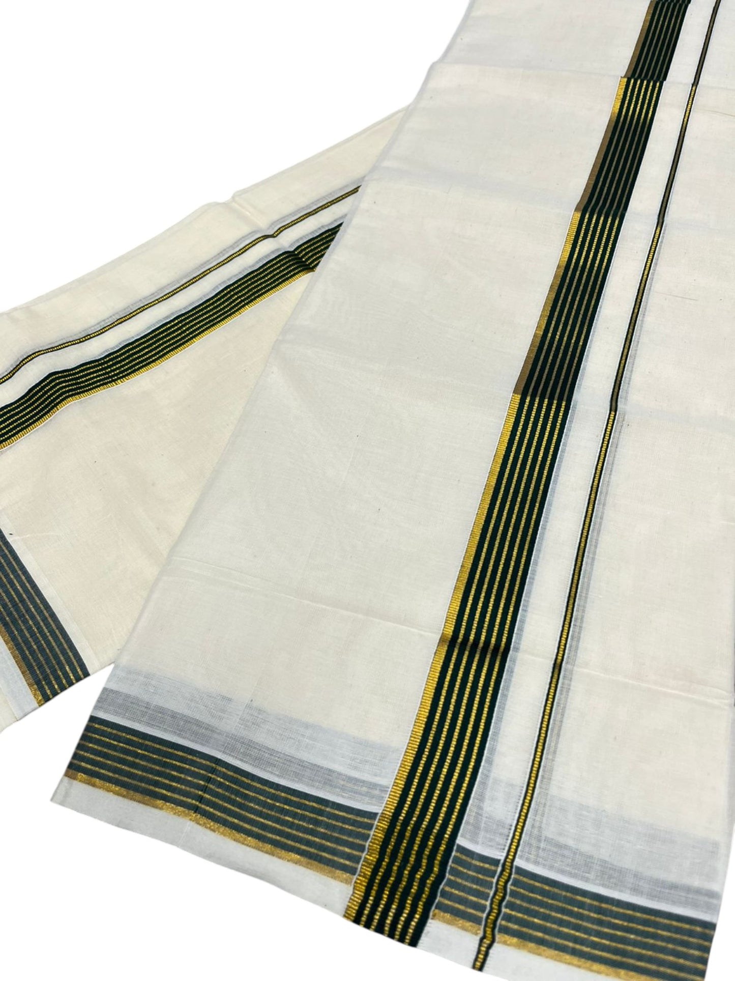 Pure Cotton Kerala Single Set Mundu (Mundum Neriyathum) with Green Kasavu Border in 2.80 Mtrs