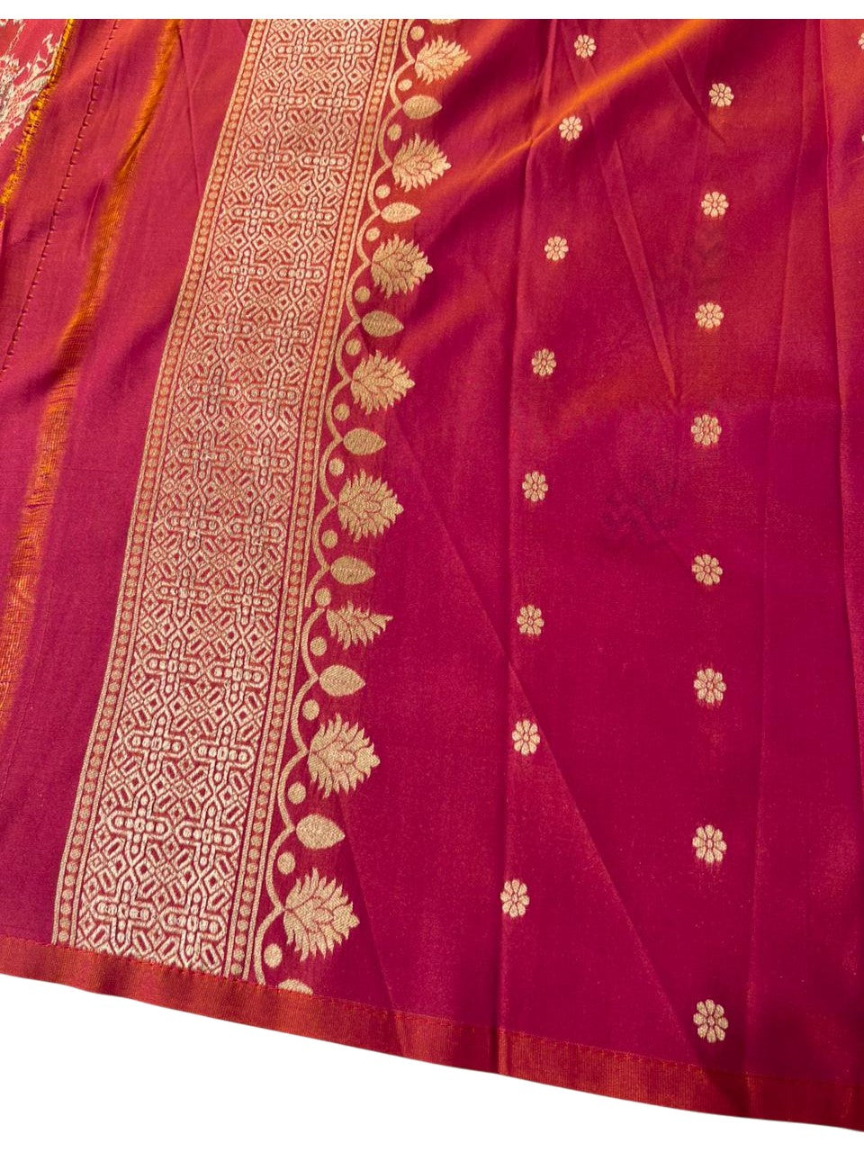 Southloom Pure Banarasi Silk Saree with Woven Work on Body and Borders (Pink And Orange))