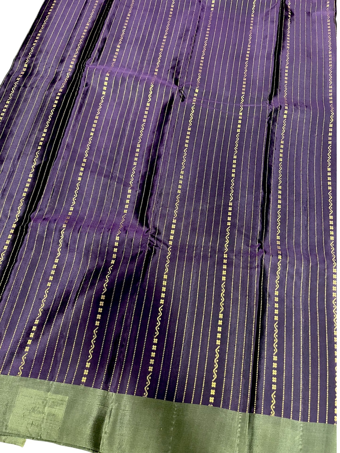 Southloom Pure Handloom Kanchipuram Silk Saree with Butta Work (Violet & Grey)