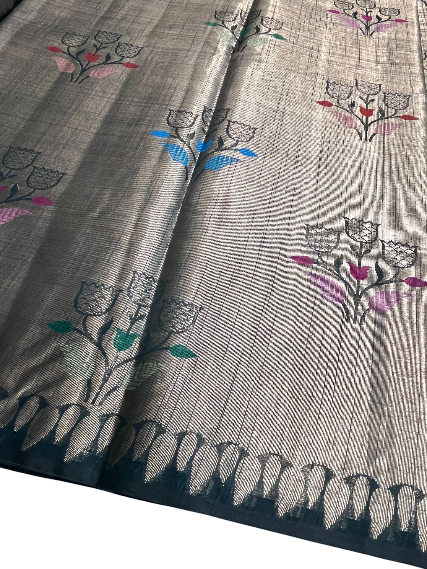 Southloom Banarasi Silk Saree with Woven Work on Body and Borders (Beige)
