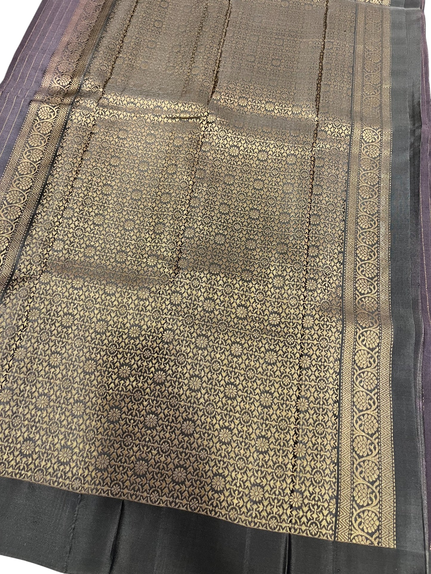 Southloom Pure Handloom Kanchipuram Silk Saree with Butta Work