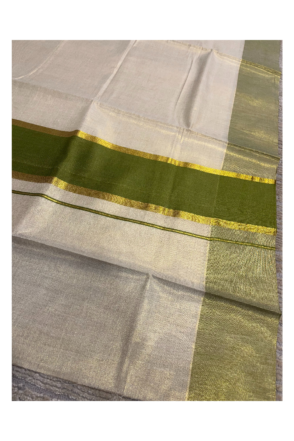 Southloom Kerala Tissue Kasavu Saree