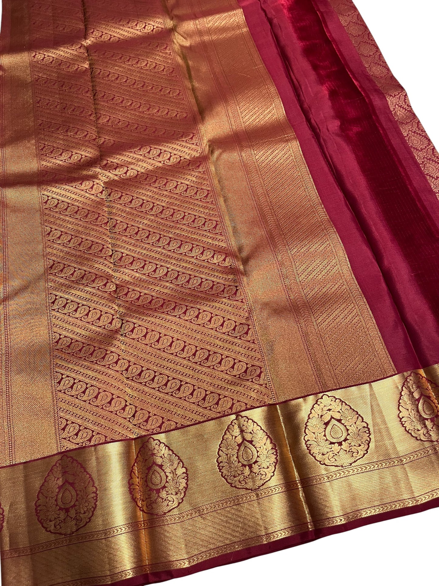 Southloom Pure Handloom Bridal Kanchipuram Silk Saree with Korvai Work (Maroon)