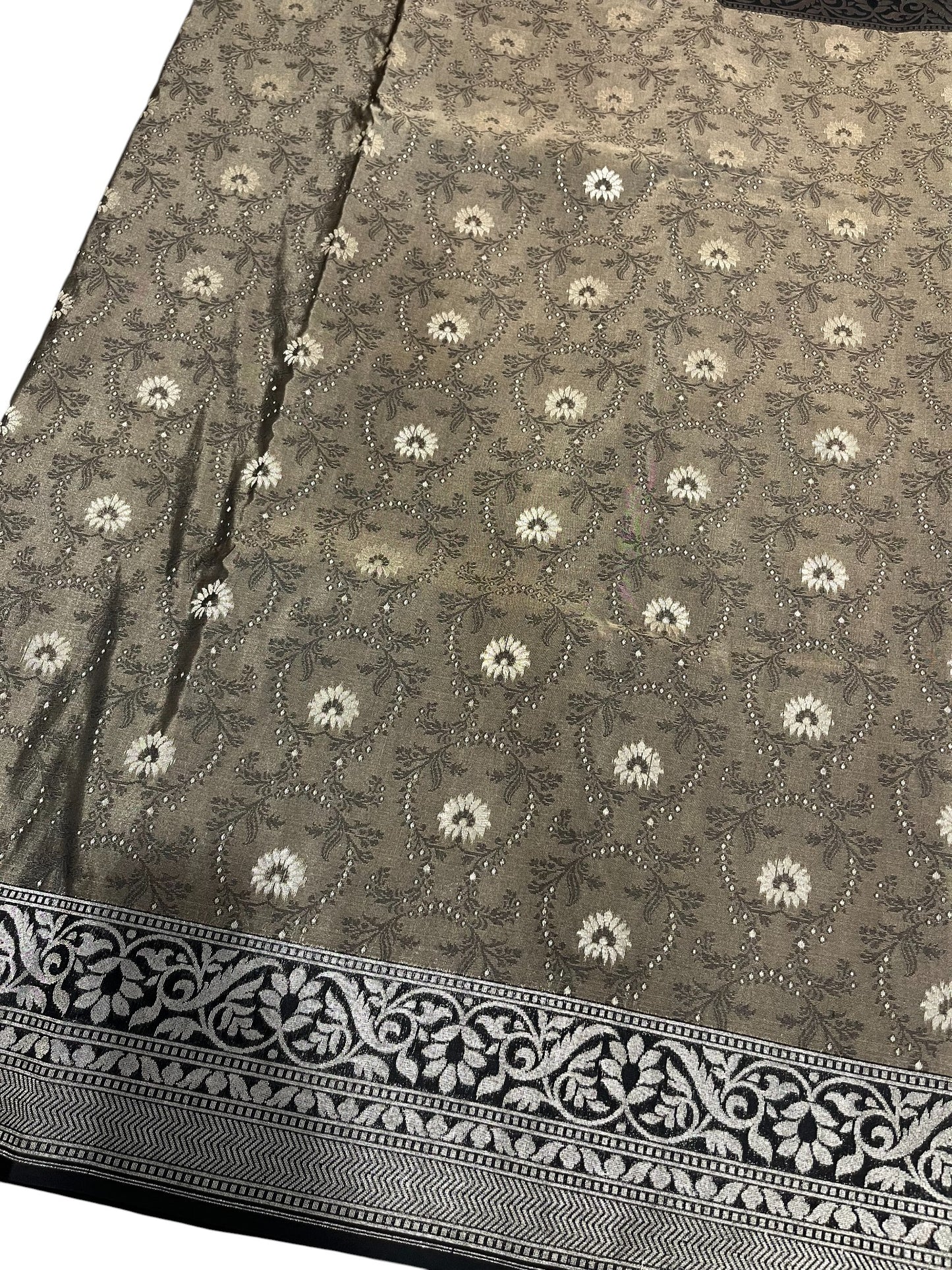 Southloom Banarasi Silk Saree with Woven Work on Body and Borders