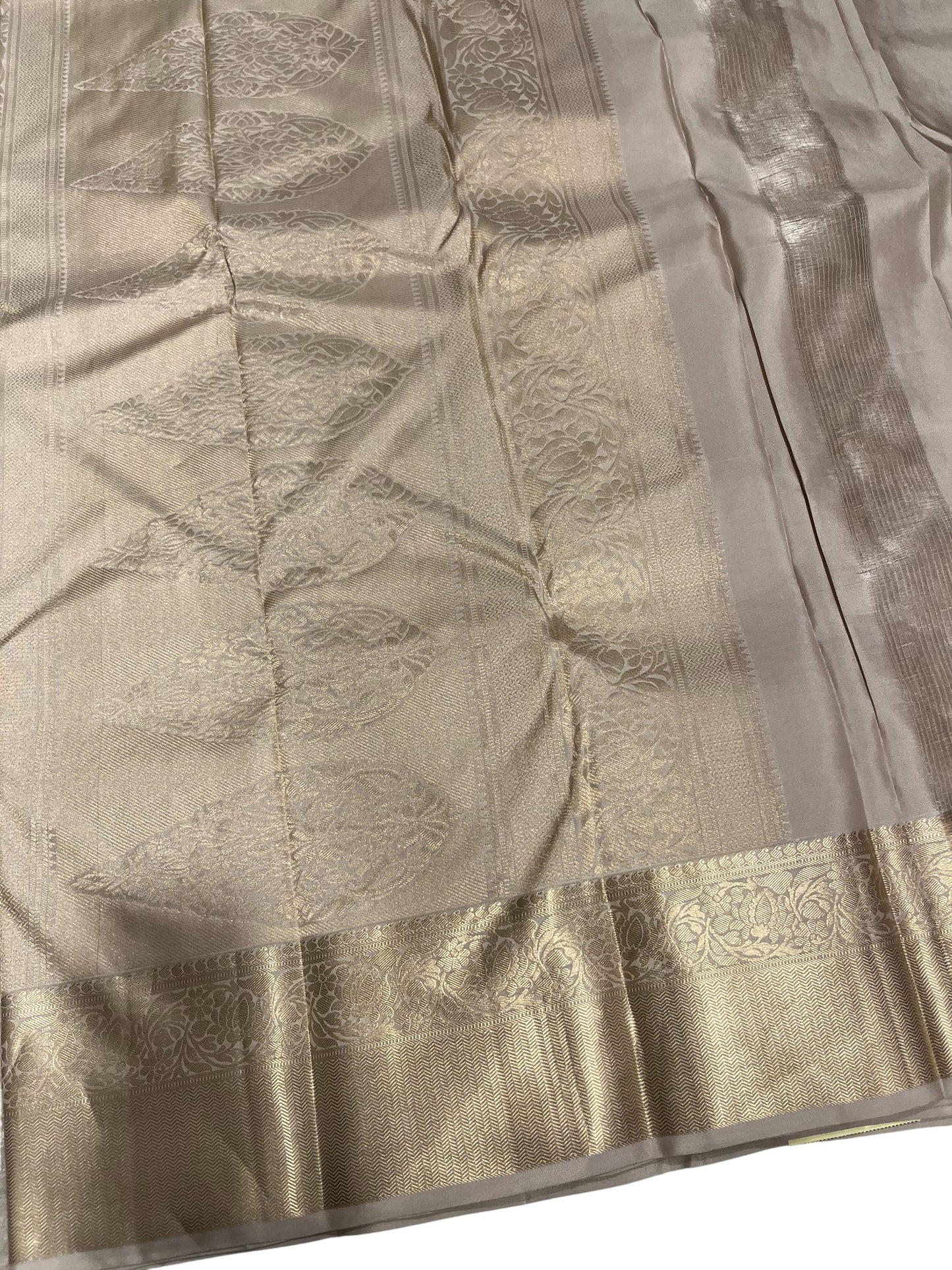 Southloom Pure Handloom Bridal Kanchipuram Silk Saree with Korvai Work (Beige)