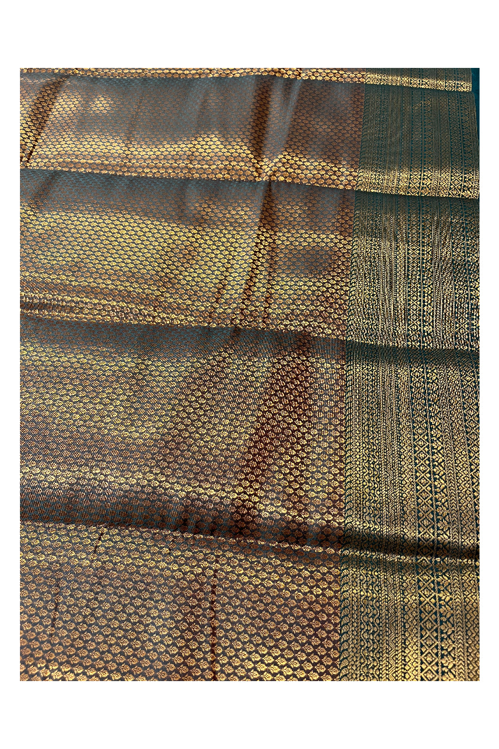 Southloom Banarasi Silk Brocade Bridal Saree WIth Woven Borders and Blouse Piece in Maroon and Green