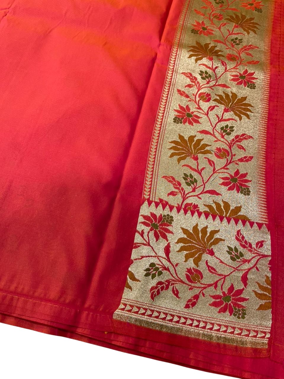 Southloom Pure Banarasi Silk Saree with Woven Work on Body and Borders (Pink And Orange)