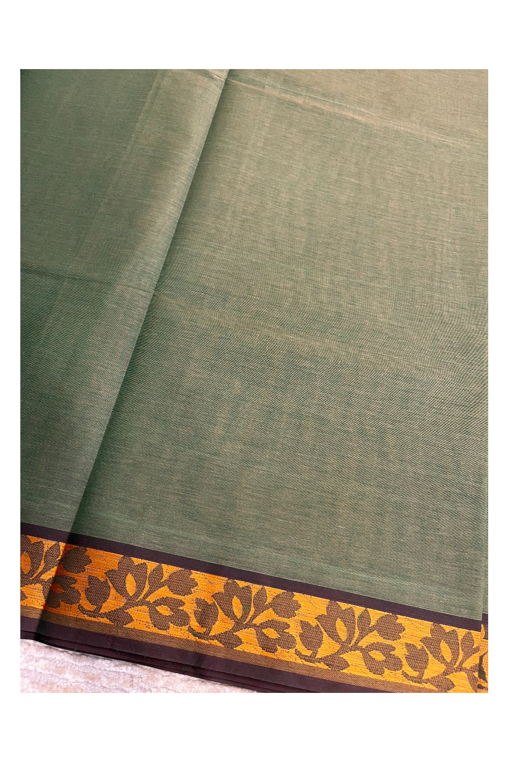 Southloom Kerala Cotton Saree with Floral Woven Works Across Body in Green