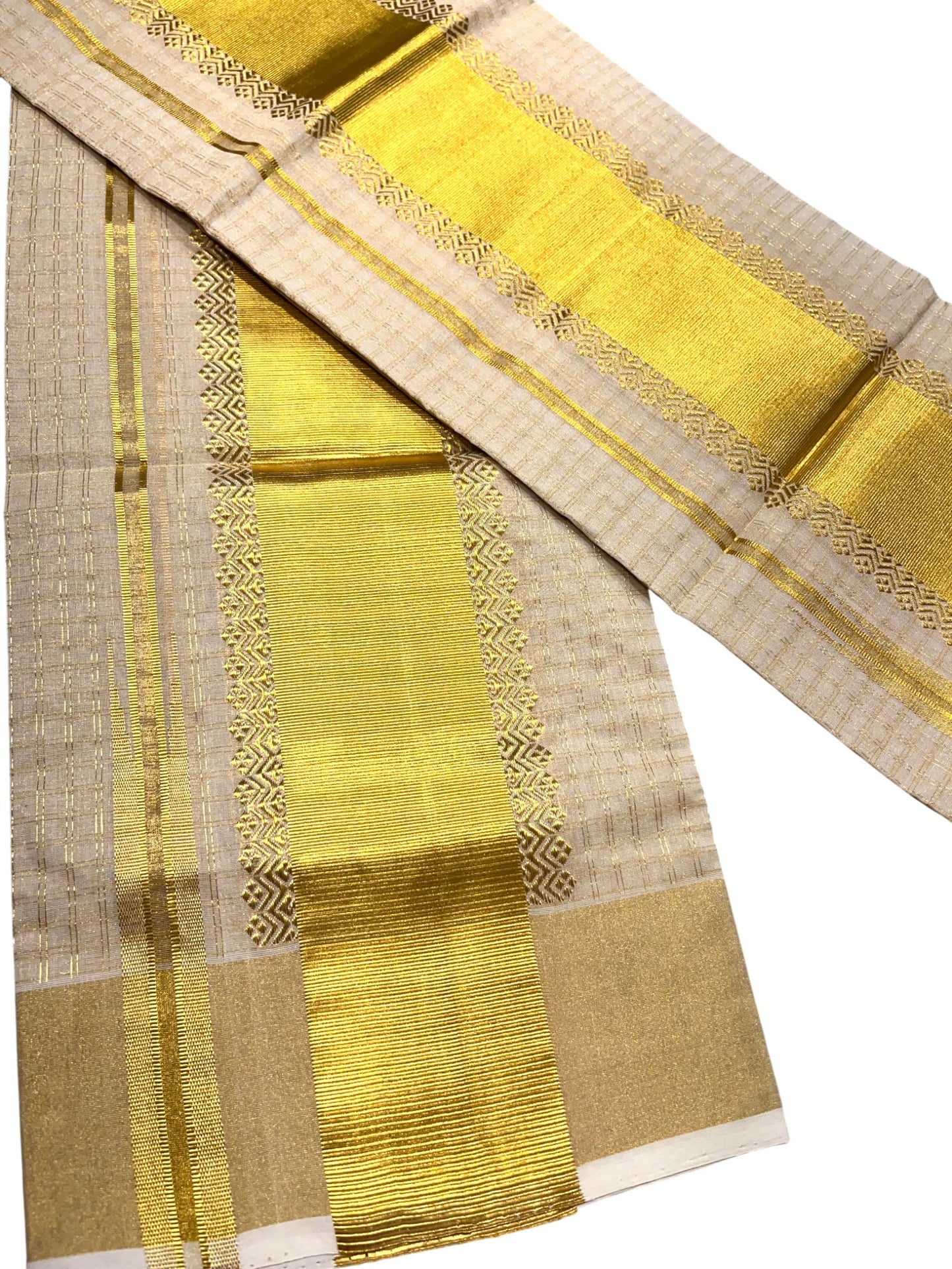 Southloom Premium Handloom Check Set Mundu with Kasavu and Golden Border (2.80 Mtr)